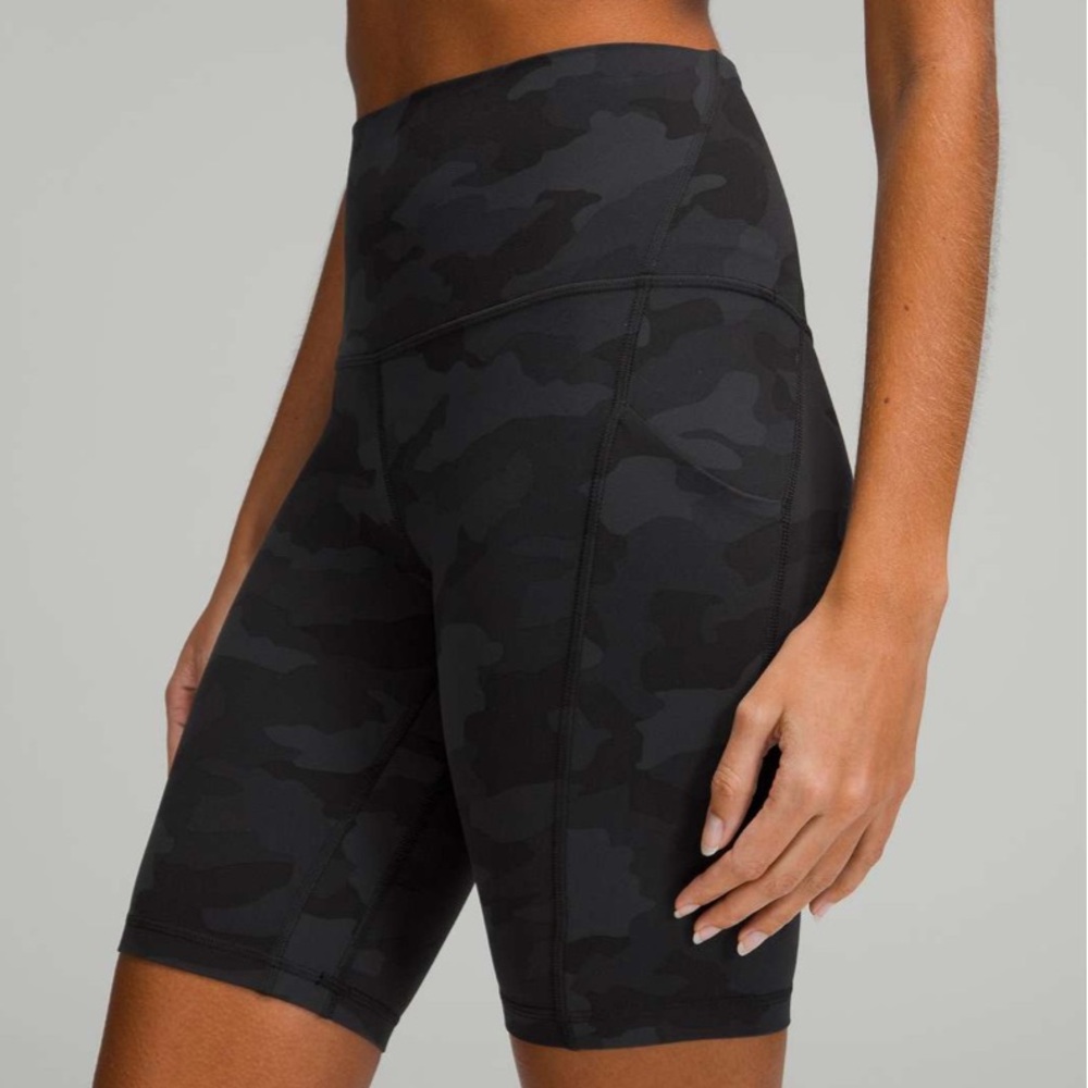 Lululemon Base Pace High-Rise Short 8" Heritage 365 Camo Deep Coal Multi size 4